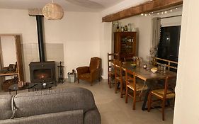 La Petite Maison au bord de l’étang