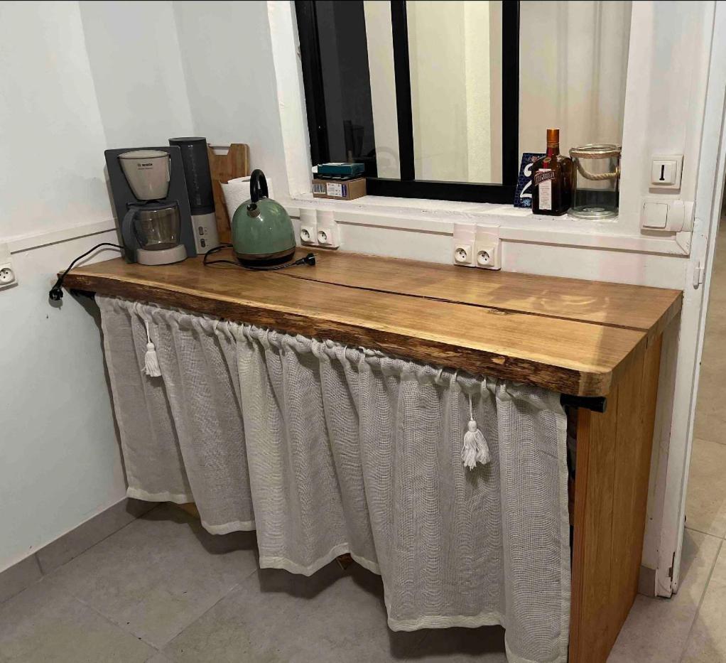 La Petite Maison au bord de l’étang Chirac  Extérieur photo